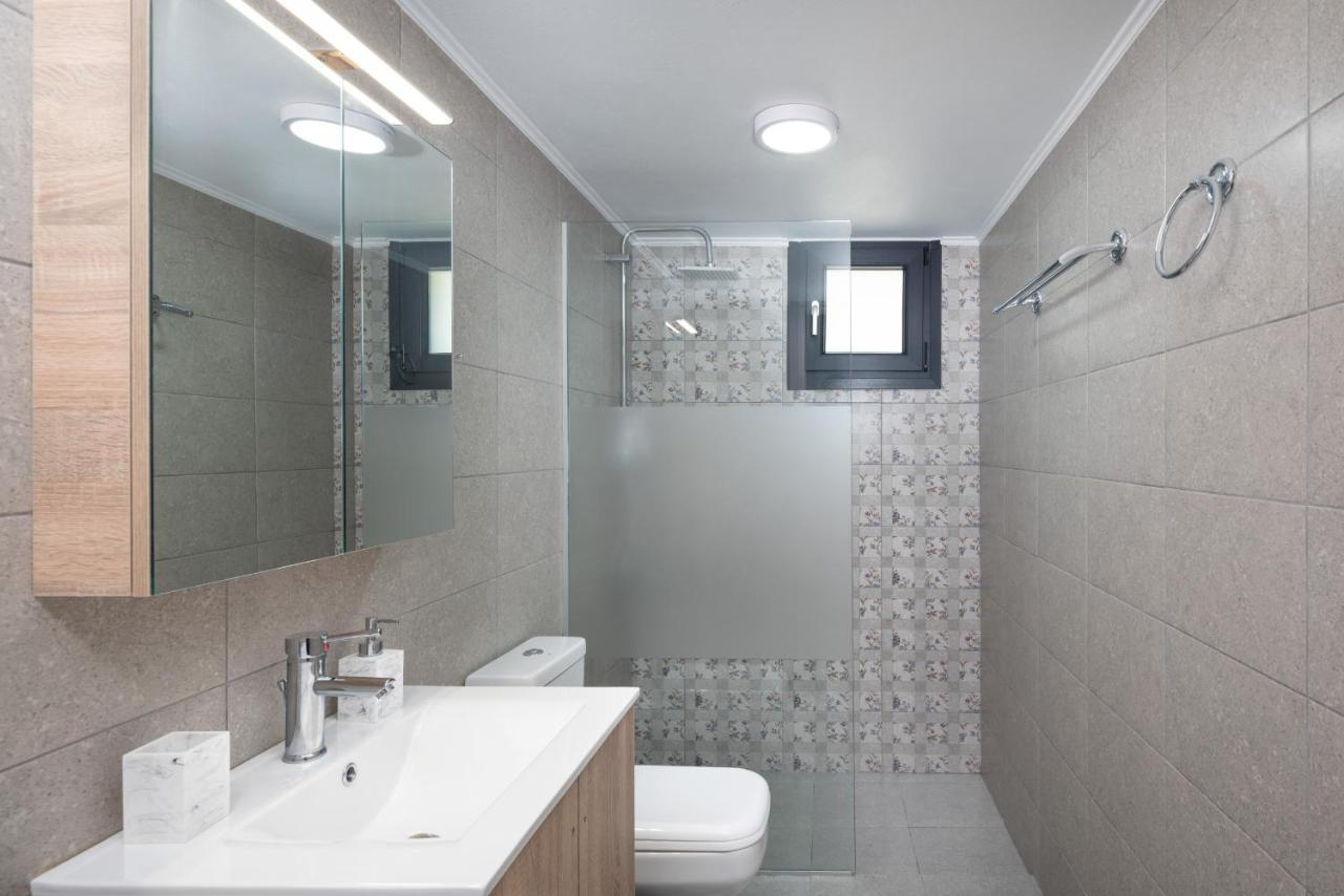 Capostango Apartments - Stunning Views Of Libyan Sea Ano Rodhakinon Exterior foto