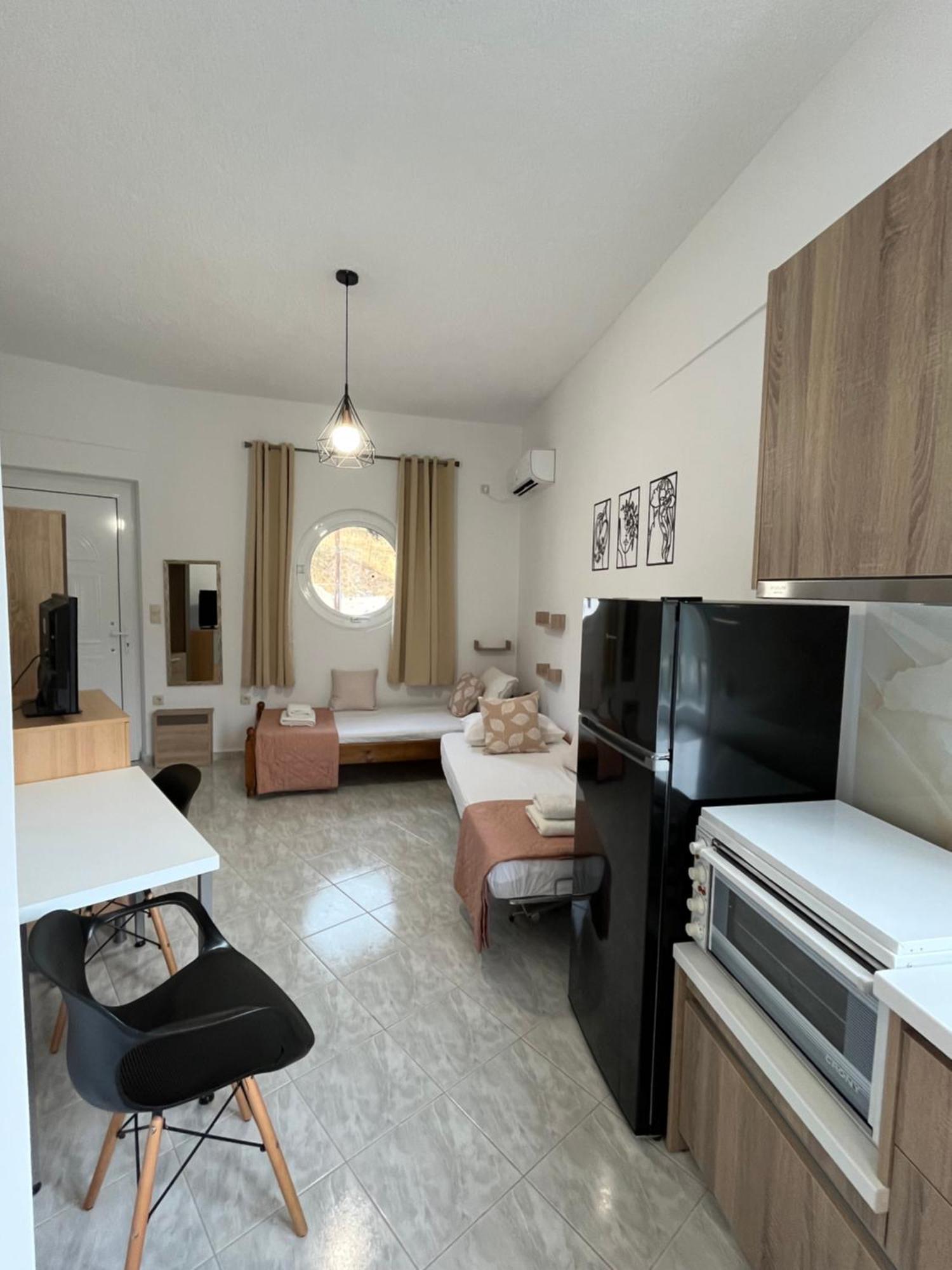 Capostango Apartments - Stunning Views Of Libyan Sea Ano Rodhakinon Exterior foto